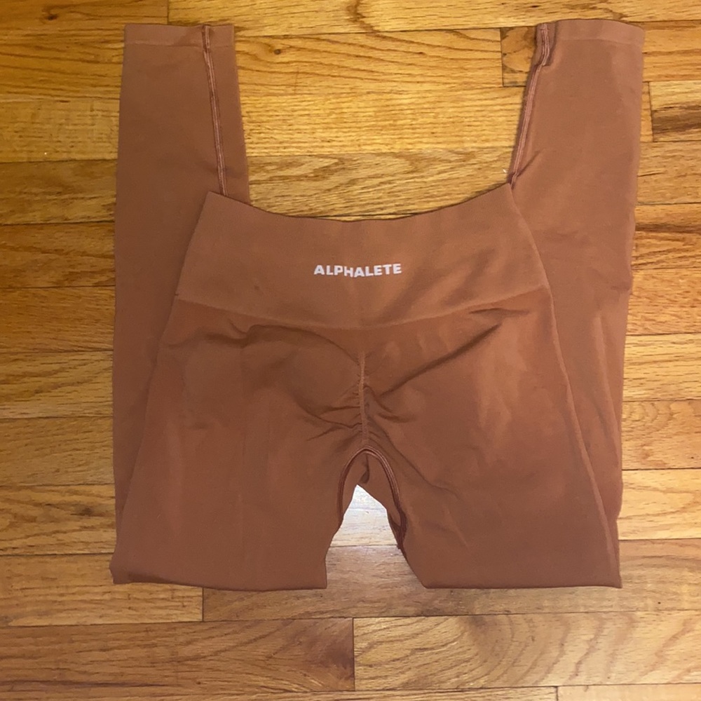 Orange Alphalete Amplify Leggings (M)